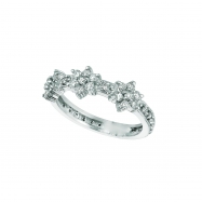 Picture of Three flower diamond ring