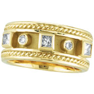Picture of 18K Yellow Gold Antique Style .52ct Diamond Ring Band