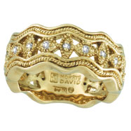 Picture of 18K Yellow Gold Antique Style .22ct Diamond Zigzag Band Ring