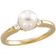 14K Yellow Gold Cultured Pearl And Diamond Ring
