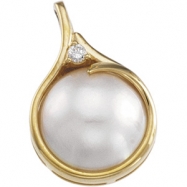 Picture of 14K Yellow Gold Mabe Pearl And Diamond Pendant