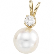 Picture of 14K Yellow Gold Cultured Pearl And Diamond Pendant