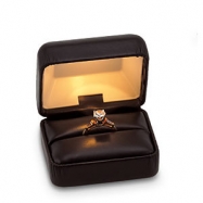 Picture of BLACK RING BOX LEATHERETTE LIGHTED RING BOX
