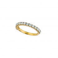 Picture of Yellow gold diamond ring