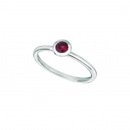 Picture of Garnet bezel set ring