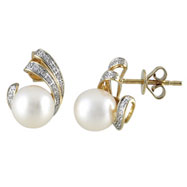 Picture of Fresh Water Pearl with Diamond Yellow Gold Earrings