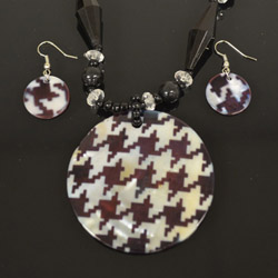 Picture of Black and Grey Mother of Pearl Necklace and Earrings Set