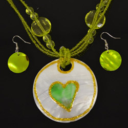 Picture of Green and White Heart Necklace and Earrings Set